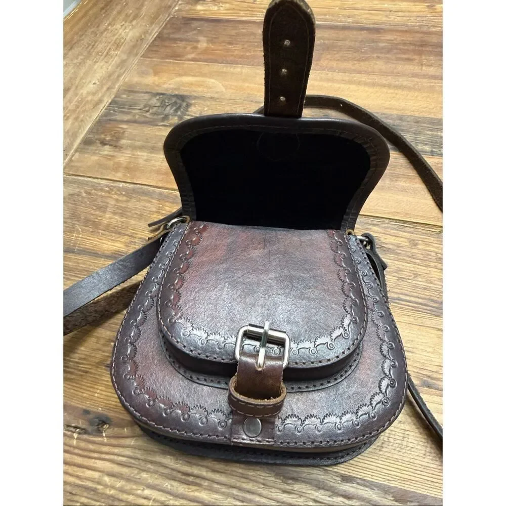 Beautiful Handmade leather shoulder bag